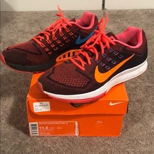 Nike Air Zoom Structure 18